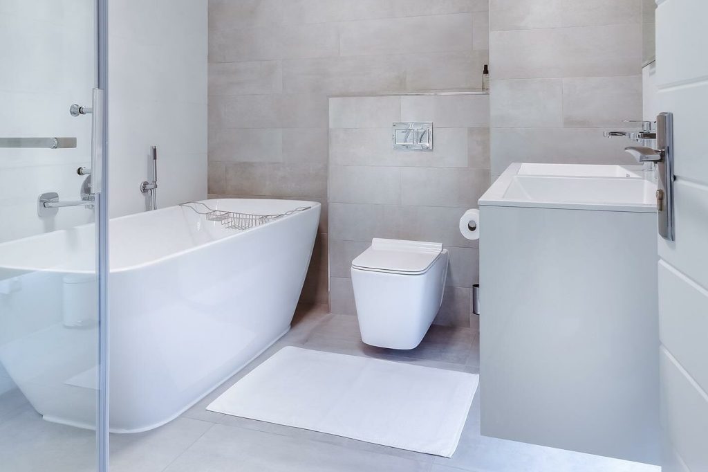 modern-minimalist-bathroom-g3da69a654_1920